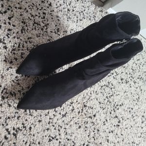 Black ankle boots size 8